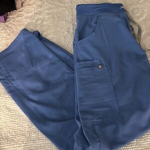 Figs Women's Cargo Pants in Blue